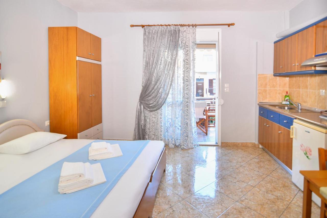 Elenas Apartments סארטי מראה חיצוני תמונה